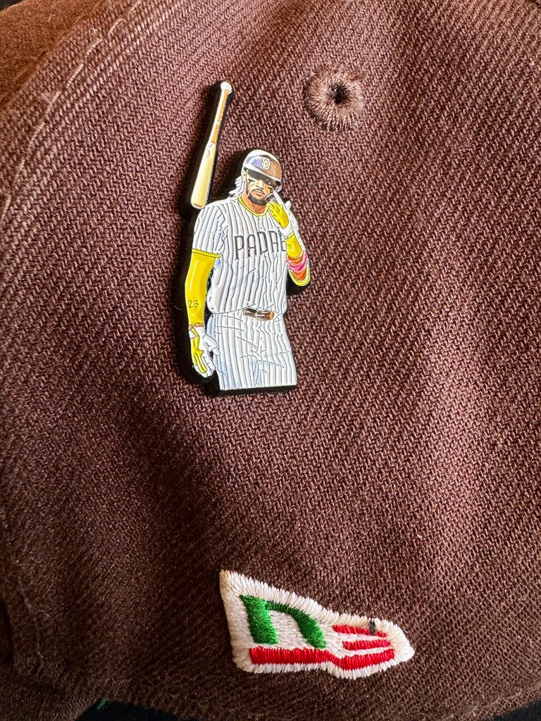 “Tatis Bat Flip” Pin