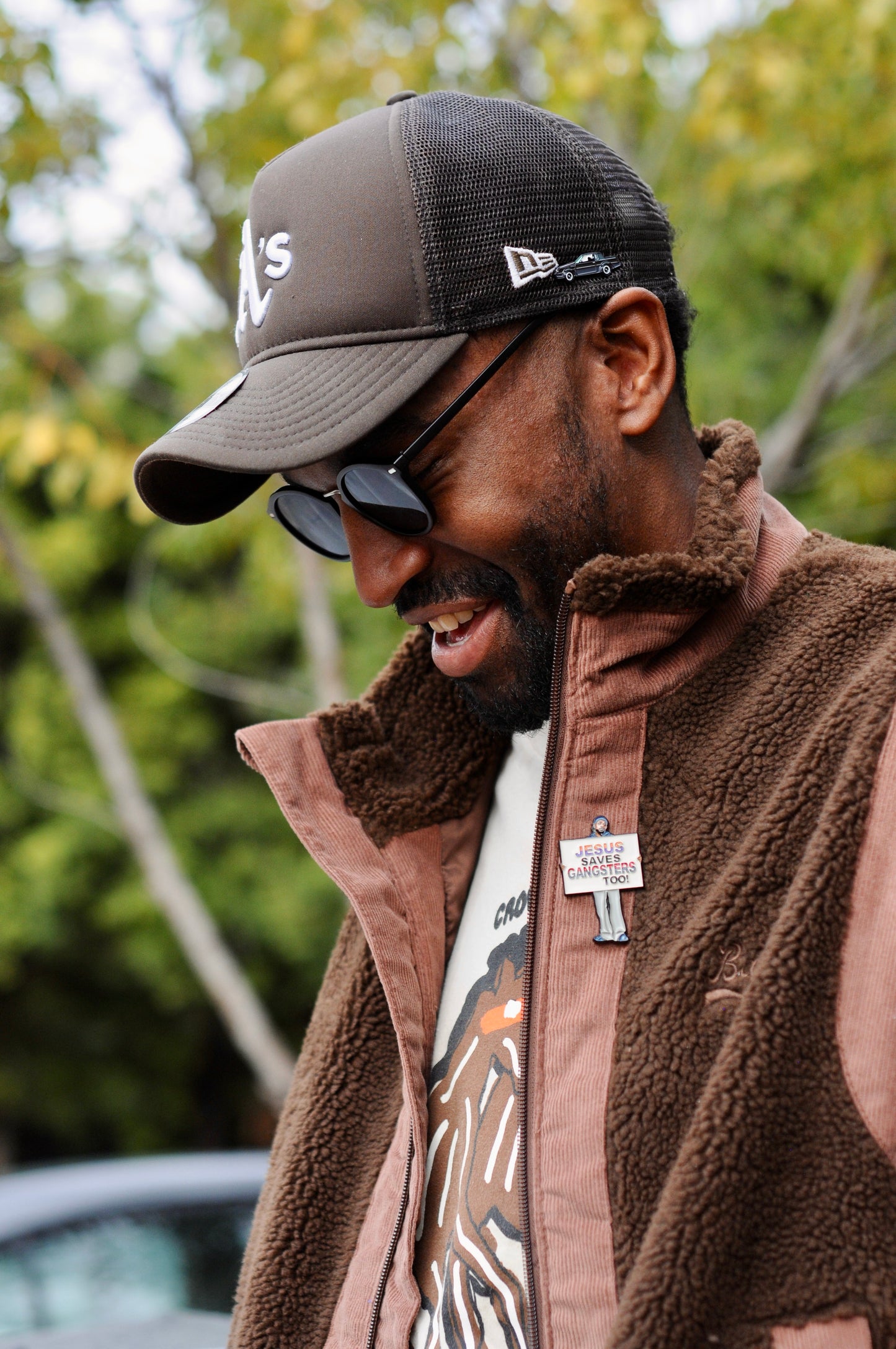 "Jesus Saves" K-Dot Pin